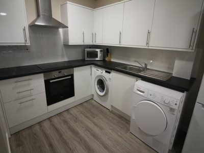 2 bedroom flat for rent in Prior Deram Walk, Canley, Coventry, CV4