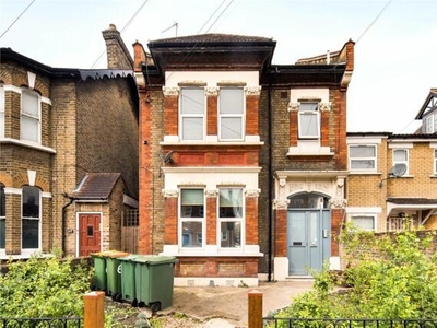 2 Bedroom Flat For Rent In Stratford, London