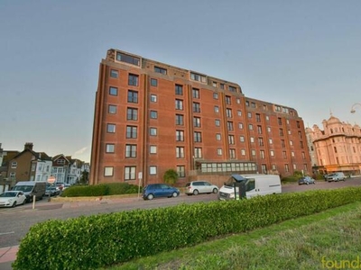 2 Bedroom Flat For Sale In Bexhill-on-sea