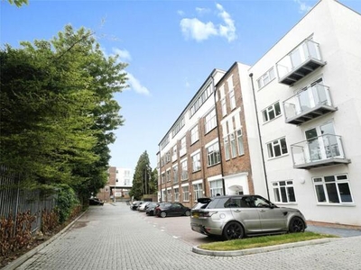 2 Bedroom Flat For Sale In Luton, Bedfordshire