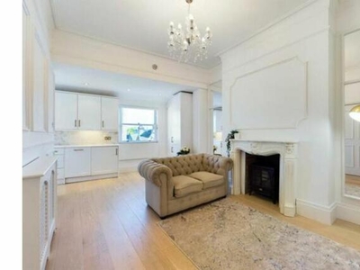 2 Bedroom Flat For Sale In Richmond