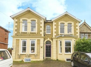 2 Bedroom Flat For Sale In Ryde, Isle Of Wight