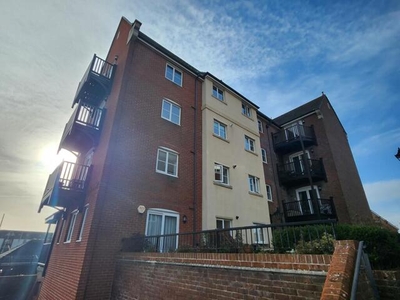 2 Bedroom Flat For Sale In Sovereign Harbour South, Eastbourne