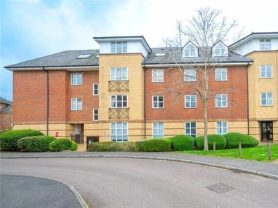 2 Bedroom Flat For Sale In St. Albans
