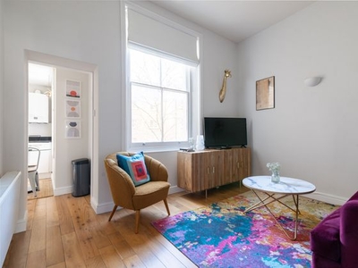 2 bedroom flat to rent London, SW5 9LA