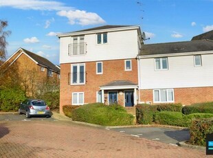 2 Bedroom Maisonette For Sale In Ashford, Kent