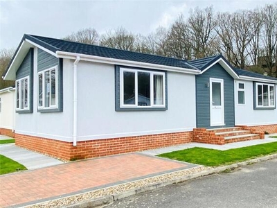 2 Bedroom Retirement Property For Sale In Basingstoke, Hampshire