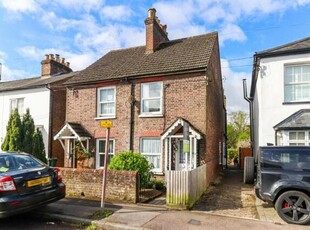 2 Bedroom Semi-detached House For Sale In Abbots Langley, Herts