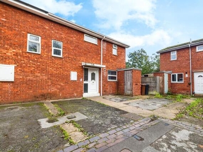 2 Bedroom Semi-detached House For Sale In Lincoln