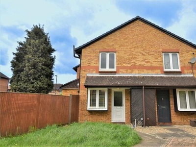 2 Bedroom Semi-detached House For Sale In London