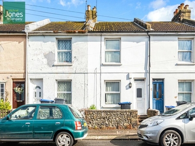 2 bedroom terraced house for rent in Orme Road, Worthing, BN11