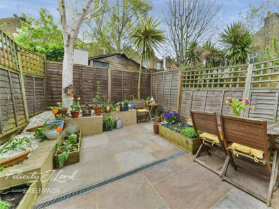 2 Bedroom Terraced House For Sale In Greenwich