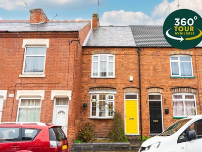 2 bedroom terraced house for sale in Leopold Road, Clarendon Park, Leicester, LE2