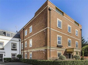 3 Bedroom Apartment For Sale In Barnet