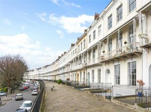 3 Bedroom Apartment For Sale In Clifton, Bristol