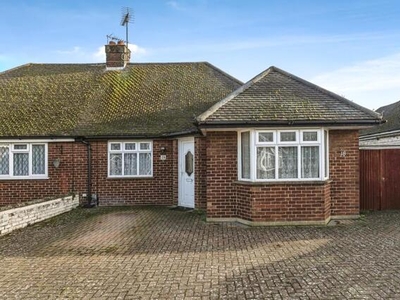 3 Bedroom Bungalow For Sale In Luton, Bedfordshire
