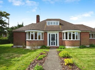 3 Bedroom Bungalow For Sale In Worthing, West Sussex
