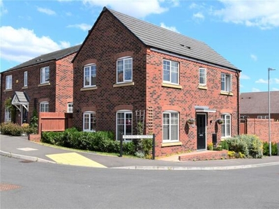 3 Bedroom Detached House For Sale In Droitwich, Worcestershire