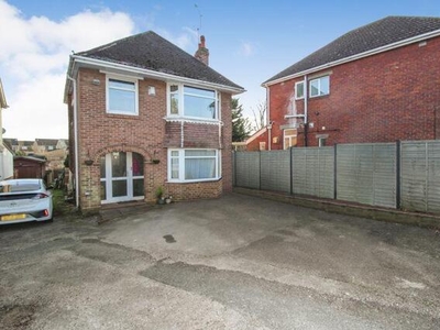 3 Bedroom Detached House For Sale In Hedge End