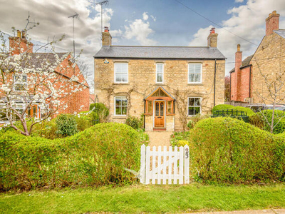 3 Bedroom Detached House For Sale In Northamptonshire