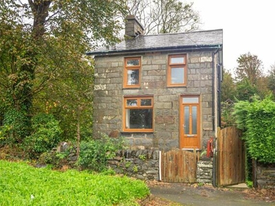 3 Bedroom Detached House For Sale In Penrhyndeudraeth, Gwynedd