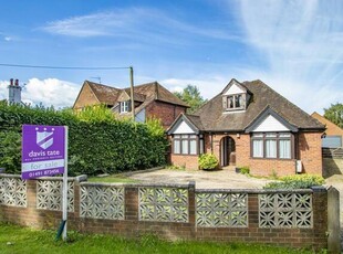 3 Bedroom Detached House For Sale In Reading, Oxfordshire