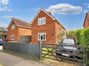 3 Bedroom Detached House For Sale In Ringwood, Hampshire