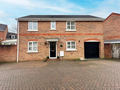 3 Bedroom Detached House For Sale In Shirley, Solihull
