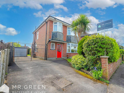 3 Bedroom Detached House For Sale In Southbourne, Bournemouth