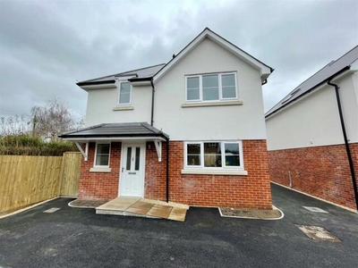 3 Bedroom Detached House For Sale In Sturminster Marshall