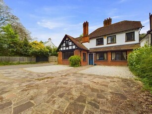 3 Bedroom Detached House For Sale In Worthing