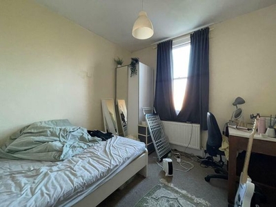 3 bedroom detached house to rent Loughborough, LE11 5DE