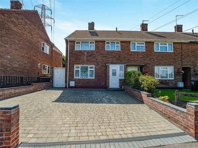 3 Bedroom End Of Terrace House For Rent In Greenhithe, Kent