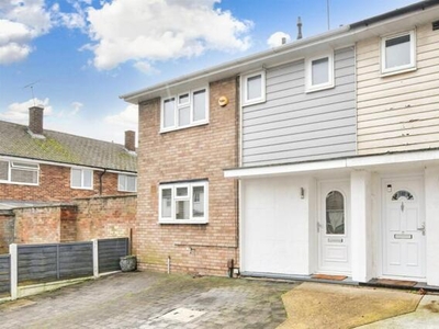 3 Bedroom End Of Terrace House For Sale In Basildon