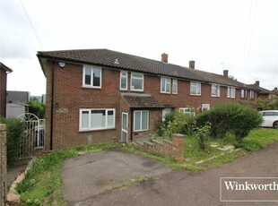 3 Bedroom End Of Terrace House For Sale In Borehamwood, Hertfordshire