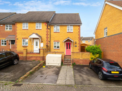 3 Bedroom End Of Terrace House For Sale In Carshalton