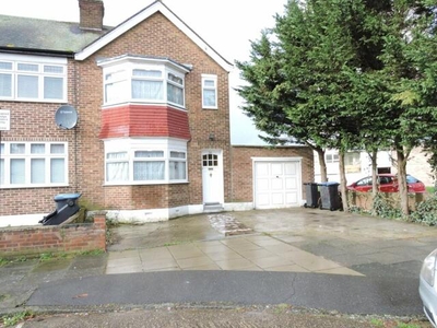 3 Bedroom End Of Terrace House For Sale In Enfield