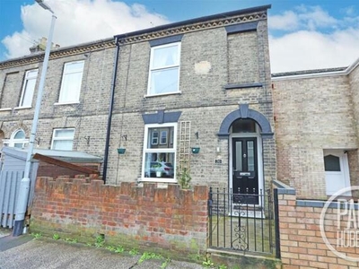 3 Bedroom End Of Terrace House For Sale In Lowestoft