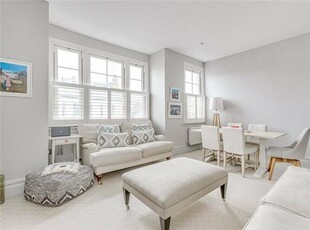 3 Bedroom Flat For Sale In
Fulham