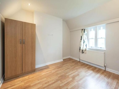 3 Bedroom Flat For Sale In Tufnell Park, London