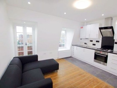 3 bedroom flat to rent London, E1 4BQ