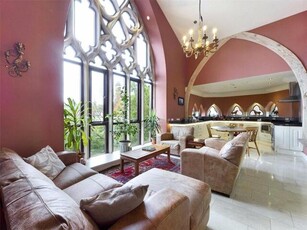 3 Bedroom Penthouse For Sale In Ross-on-wye, Herefordshire