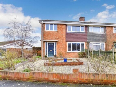 3 Bedroom Semi-detached House For Sale In Aylesham, Canterbury