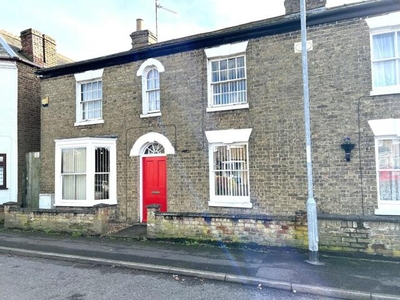 3 Bedroom Semi-detached House For Sale In Chatteris, Cambs