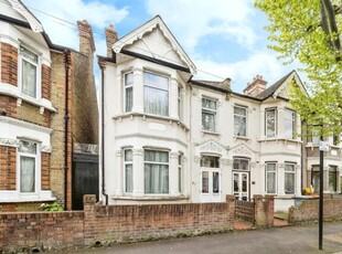 3 Bedroom Semi-detached House For Sale In East Ham, London