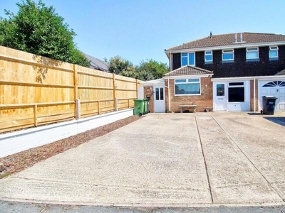 3 Bedroom Semi-detached House For Sale In Eastbourne
