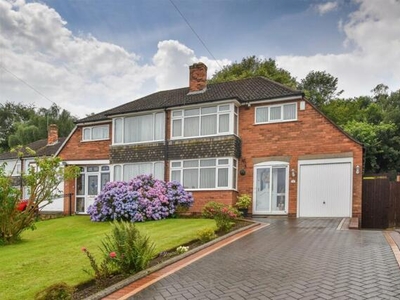 3 Bedroom Semi-detached House For Sale In Ettingshall Park