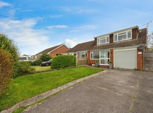 3 Bedroom Semi-detached House For Sale In Hayling Island, Hampshire