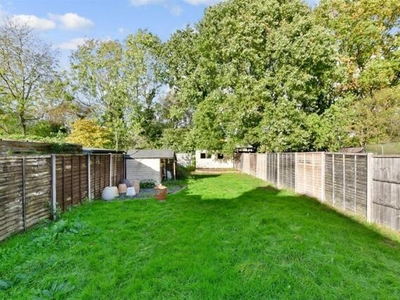 3 Bedroom Semi-detached House For Sale In Horley
