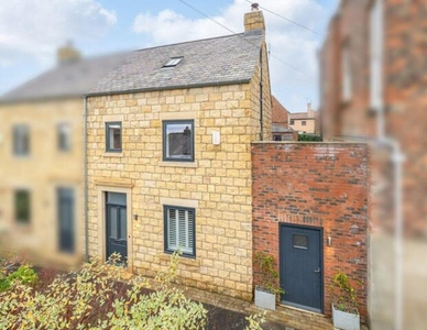 3 Bedroom Semi-detached House For Sale In Knaresborough, North Yorkshire